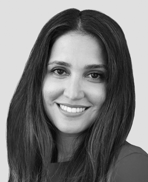Mehrnaz Afshar Photo