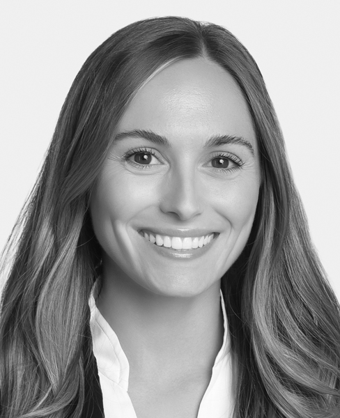 Nicole Aguiar Photo