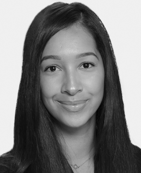Nina Aragon Photo