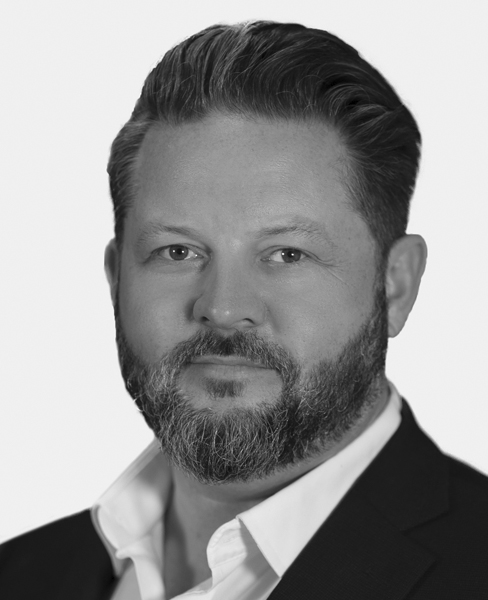 Bryon Bratcher Photo