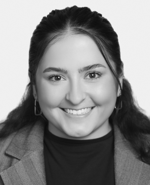 Charlotte Flynn Photo
