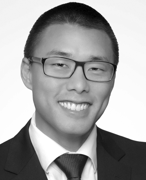 Raymond Y. Kim Photo