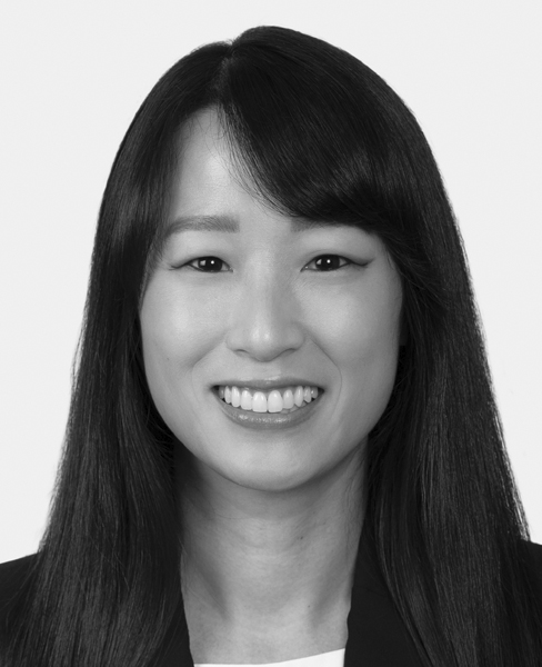 Justine Lee Photo