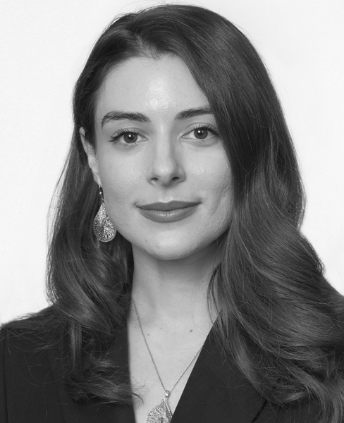 Corina Lefter Photo