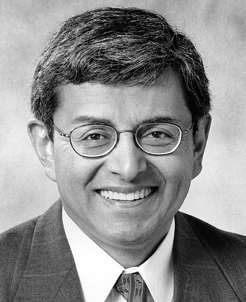 Peter S. Muñoz Photo