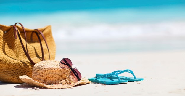 Beach bag, hat and sandals