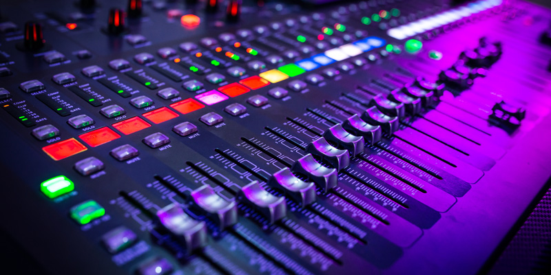 Sound mixing board