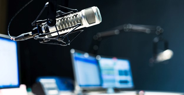 Podcast Modern Broadcast Studio